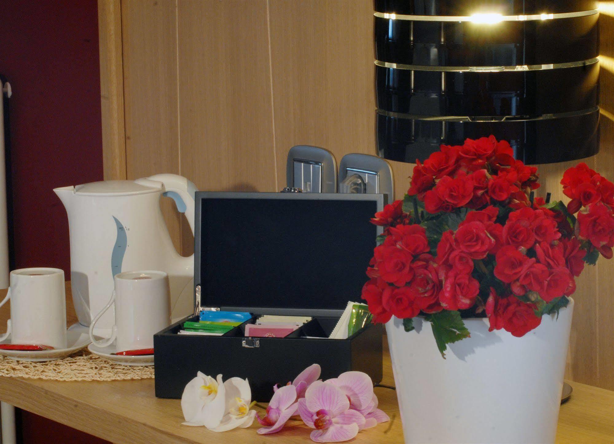 Hotel Garni Vittoria Fiera Di Primiero Eksteriør bilde